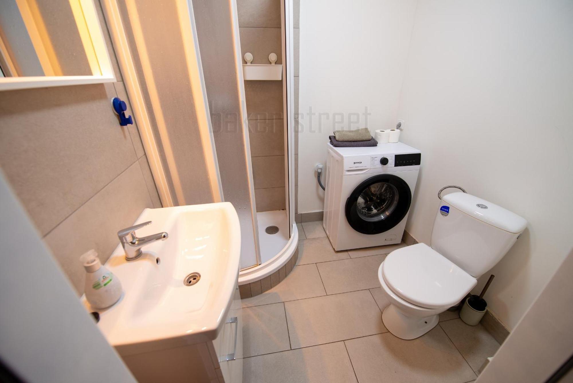 2 Rooms Apartment Close To Palmovka Prag Exterior foto
